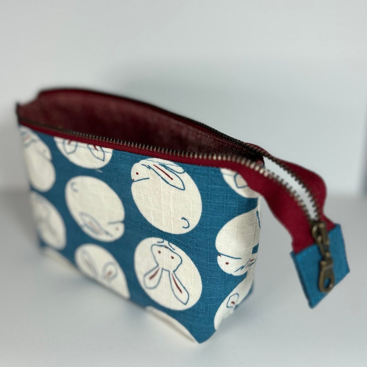 Round Bunny Little Zippy Bag