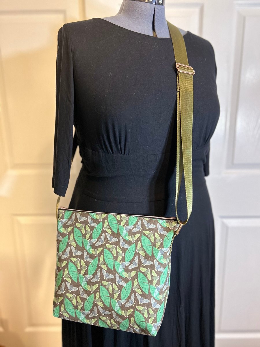 Flitty Flies Zippy Cross Body Bag