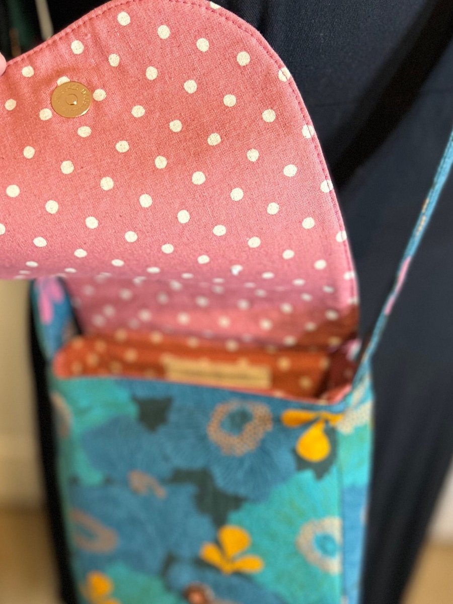 Pretty Peonies Snappy Cross Body Bag
