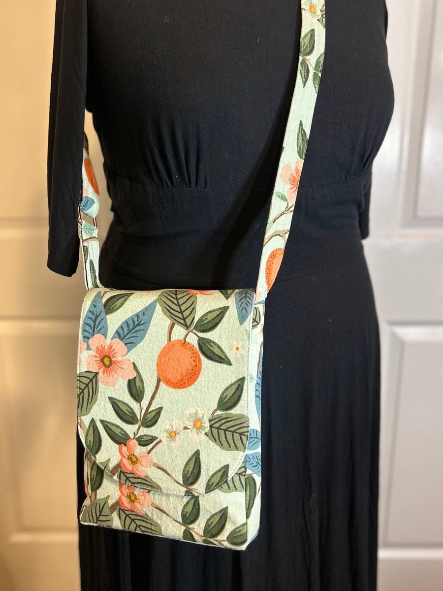 Citrus Garden Snappy Cross Body Bag