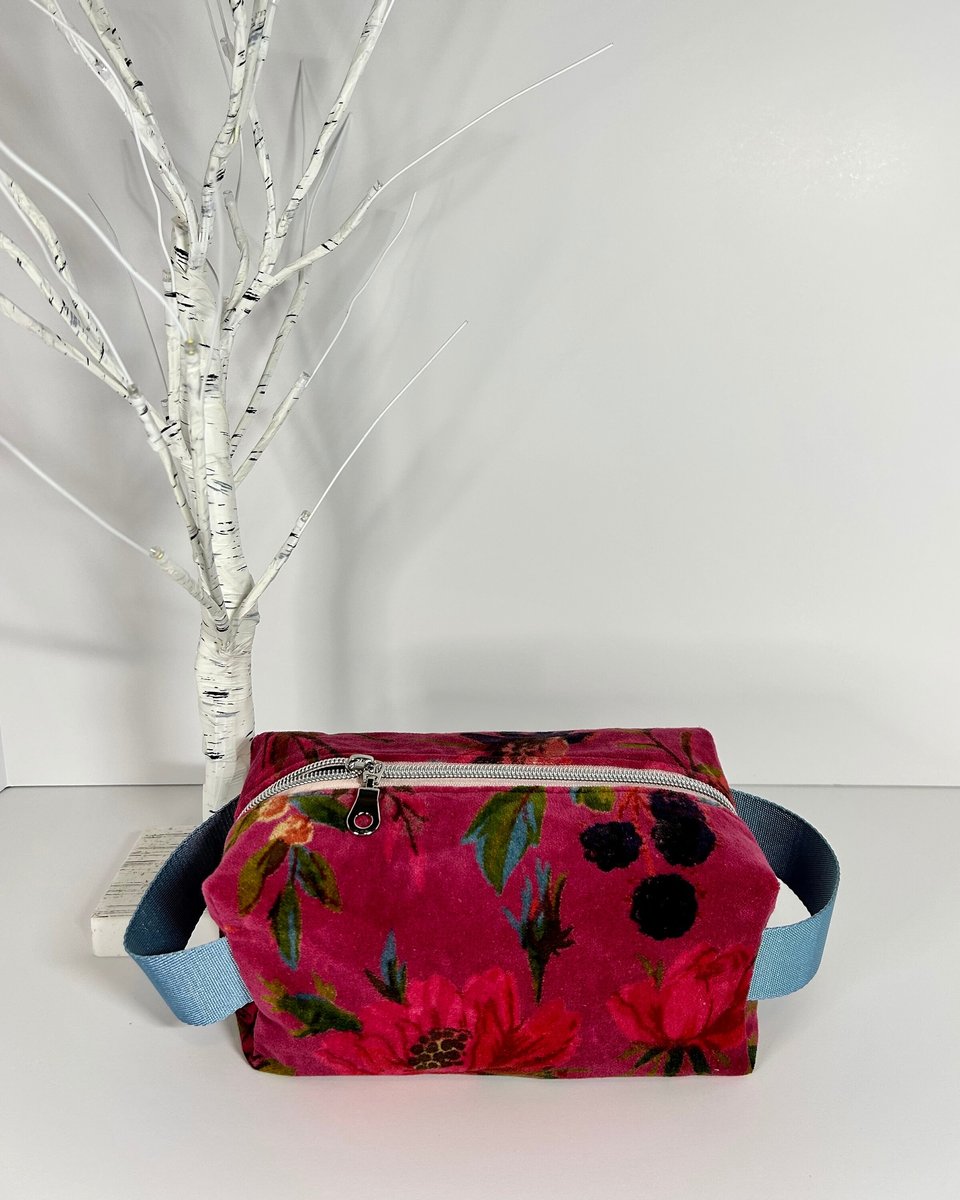 Velvet Birds Boxy Bag