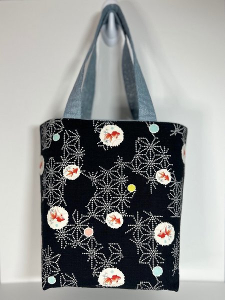 Goldfish Bubbles Tote Bag
